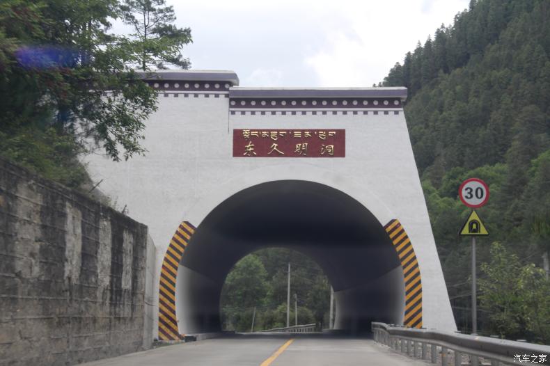 AI替你剪视频:Adobe又一项黑科技亮相,将用于PremierePro‘beat365官网中文’(图3) AI替你剪视频:Adobe又一项黑科技亮相,将用于PremierePro‘beat365官网中文’(图3)